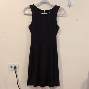 Chic Black Sleeveless Mini Dress